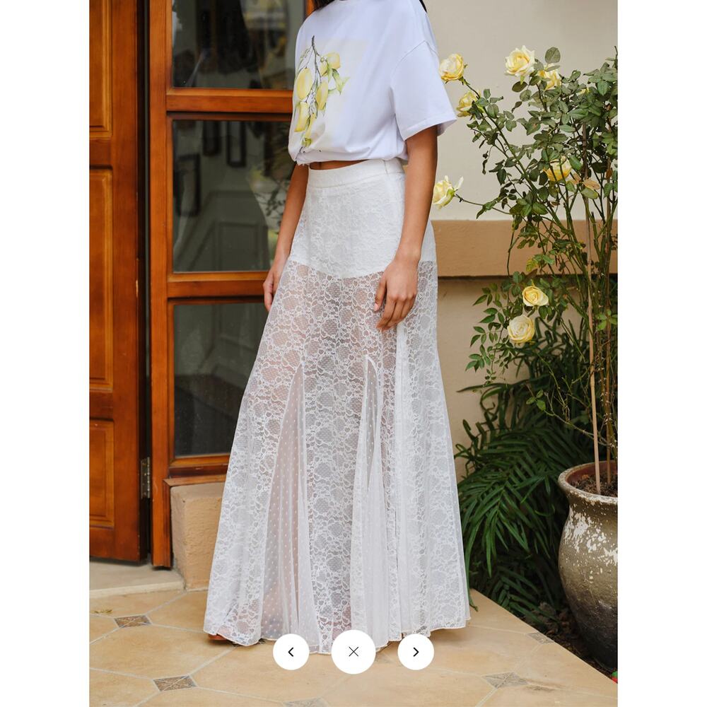 NWT Commense Mid-Waist Semi-Sheer Lace Skirt Sz S